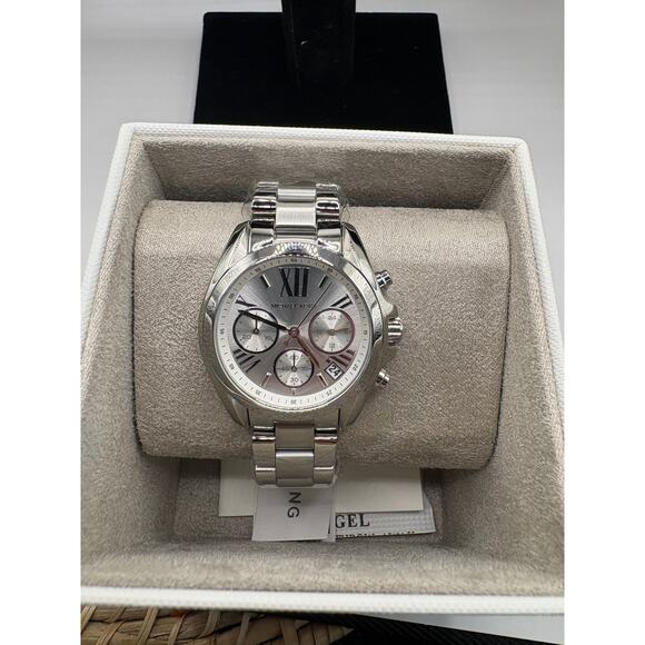 Michael Kors Women Chronograph Watch NWT